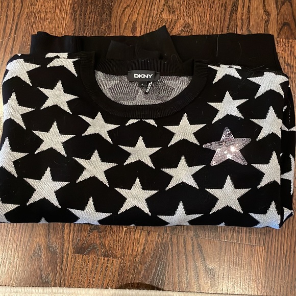 Dkny Star Sequined Crewneck New Years Sweater - Picture 2 of 3